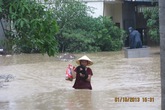Độc giả GiadinhNet chung nỗi đau với đồng bào bị lũ ở miền Trung Độc giả GiadinhNet chung nỗi đau với đồng bào bị lũ ở miền Trung