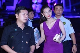 Hot girl Quỳnh Chi gợi cảm cùng chồng xem show Vân Sơn Hot girl Quỳnh Chi gợi cảm cùng chồng xem show Vân Sơn