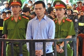 Cán chết người xong thông báo với vợ nạn nhân: "Tôi tông chết chồng bà..." Cán chết người xong thông báo với vợ nạn nhân: "Tôi tông chết chồng bà..."