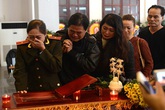 Nghệ sĩ khóc thương tiễn biệt 'Xuân tóc đỏ' Nghệ sĩ khóc thương tiễn biệt 'Xuân tóc đỏ'
