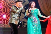 Em gái Cẩm Ly trổ tài ca hát Em gái Cẩm Ly trổ tài ca hát