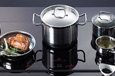 Tìm hạnh phúc bên căn bếp ấm áp và hiện đại Tìm hạnh phúc bên căn bếp ấm áp và hiện đại
