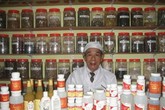 Chuyên gia Đái Duy Ban ở DAIBIO phát hiện & nuôi Đông Trùng Hạ Thảo đầu tiên ở Việt Nam Chuyên gia Đái Duy Ban ở DAIBIO phát hiện & nuôi Đông Trùng Hạ Thảo đầu tiên ở Việt Nam