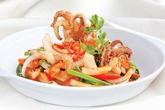 Gỏi râu mực chiên giòn Gỏi râu mực chiên giòn