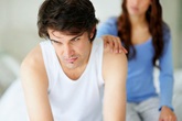 Nỗi ám ảnh khi vợ chồng "lệch pha yêu" Nỗi ám ảnh khi vợ chồng "lệch pha yêu"