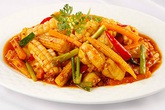 Bắp non xào mực cay Bắp non xào mực cay
