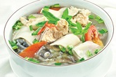 Canh chua nấu cá hồi Canh chua nấu cá hồi