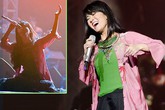 Hồng Nhung mặc váy đụp, hát như nhập đồng Hồng Nhung mặc váy đụp, hát như nhập đồng