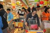 Bị xe đẩy hàng đè chết trong siêu thị Bị xe đẩy hàng đè chết trong siêu thị