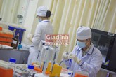 Bi kịch sau bản giám định "không phải con bố, chẳng phải con mẹ" (Kỳ I) Bi kịch sau bản giám định "không phải con bố, chẳng phải con mẹ" (Kỳ I)