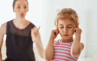 Ba quy tắc vàng phụ huynh cần nhớ khi kỷ luật con Ba quy tắc vàng phụ huynh cần nhớ khi kỷ luật con