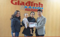 Báo Gia đình & Xã hội trao 31.383.000 đồng của độc giả cho bé gái có khuôn mặt bị biến dạng Báo Gia đình & Xã hội trao 31.383.000 đồng của độc giả cho bé gái có khuôn mặt bị biến dạng