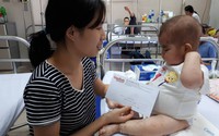 Rớt nước mắt trước hình ảnh bé gái bị phù cơ thể vì hội chứng thực bào máu Rớt nước mắt trước hình ảnh bé gái bị phù cơ thể vì hội chứng thực bào máu