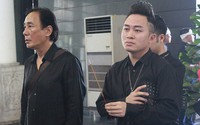 Gia đình, đồng nghiệp tiễn đưa nhạc sĩ 'Nơi đảo xa' Gia đình, đồng nghiệp tiễn đưa nhạc sĩ 'Nơi đảo xa'