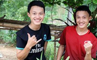 Hai cặp anh em song sinh cùng đỗ đại học Hai cặp anh em song sinh cùng đỗ đại học