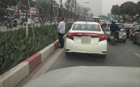 Hình ảnh diễn ra trên đường phố Hà Nội khiến tất cả "nóng mắt" Hình ảnh diễn ra trên đường phố Hà Nội khiến tất cả "nóng mắt"
