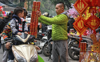 Chợ Tết ở Hà Nội bắt đầu nhộn nhịp Chợ Tết ở Hà Nội bắt đầu nhộn nhịp