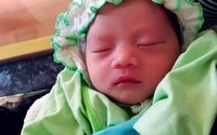 Hải Dương: Phát hiện bé gái sơ sinh bỏ rơi tại cổng chùa trong đêm cùng lá thư người mẹ Hải Dương: Phát hiện bé gái sơ sinh bỏ rơi tại cổng chùa trong đêm cùng lá thư người mẹ
