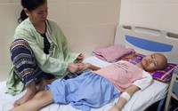 Con vừa cắt chân vì u xương, bố bất ngờ phát hiện bệnh tim mà không có tiền phẫu thuật Con vừa cắt chân vì u xương, bố bất ngờ phát hiện bệnh tim mà không có tiền phẫu thuật