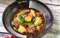Người Nha Trang có cách nấu phở bò lạ và rất ngon, thử một lần bạn sẽ thích ngay! Người Nha Trang có cách nấu phở bò lạ và rất ngon, thử một lần bạn sẽ thích ngay!