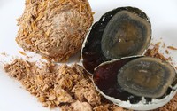Trứng thế kỷ - món đặc sản lâu đời và kì dị Trứng thế kỷ - món đặc sản lâu đời và kì dị