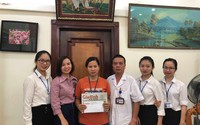 Hơn 12 triệu đồng đến với cậu bé ngã từ tầng 2 xuống sân trường học Hơn 12 triệu đồng đến với cậu bé ngã từ tầng 2 xuống sân trường học