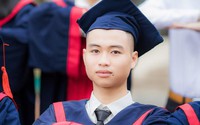 Thủ khoa khối A toàn quốc nhưng chỉ có 1.4 điểm Tiếng Anh, suýt bị liệt ở kỳ thi THPT Quốc gia 2019 Thủ khoa khối A toàn quốc nhưng chỉ có 1.4 điểm Tiếng Anh, suýt bị liệt ở kỳ thi THPT Quốc gia 2019