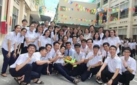 Lớp 49 học sinh, 22 em có điểm xét tuyển ĐH trên 27-28, điểm thấp nhất là 23 Lớp 49 học sinh, 22 em có điểm xét tuyển ĐH trên 27-28, điểm thấp nhất là 23