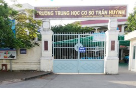 Mẹ xúc phạm thầy giáo vì cái quần thì làm sao dạy được con? Mẹ xúc phạm thầy giáo vì cái quần thì làm sao dạy được con?