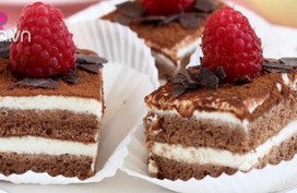 Cách làm bánh tiramisu bất bại, không cần máy đánh trứng Cách làm bánh tiramisu bất bại, không cần máy đánh trứng