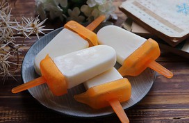 Làm kem sữa tươi chỉ trong 3 nốt nhạc - cực hợp cho bé nào lười uống sữa! Làm kem sữa tươi chỉ trong 3 nốt nhạc - cực hợp cho bé nào lười uống sữa!
