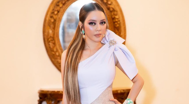 Lý Nhã Kỳ sexy dự tiệc mừng của đoàn phim Non Fiction Lý Nhã Kỳ sexy dự tiệc mừng của đoàn phim Non Fiction