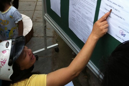 Trường học tại Hà Nội bị cấm thu các khoản ngoài quy định trong quá trình tuyển sinh - Ảnh 2.