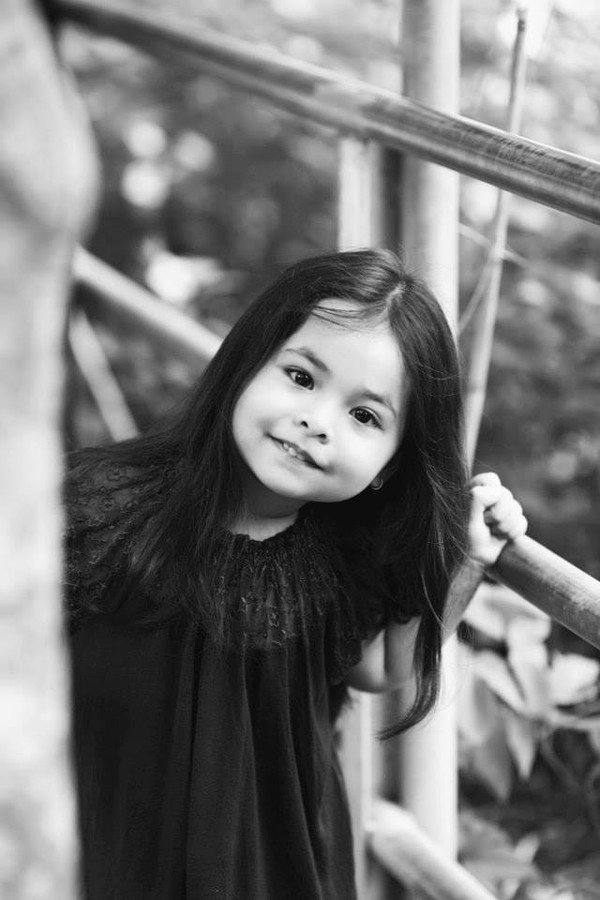 1407392577Ly2 2014 6f30b Cô bé 3 tuổi lai Việt Nam   Hungary xinh yêu như thiên thần 