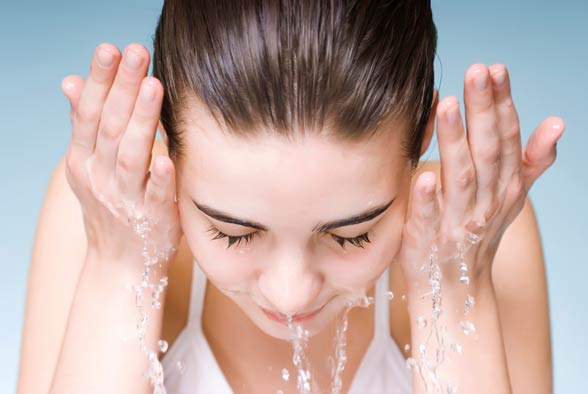CÁCH DƯỠNG DA MẶT MÙA ĐÔNG VỚI QUY TRÌNH CHĂM SÓC ĐẦY ĐỦ TỪNG BƯỚC