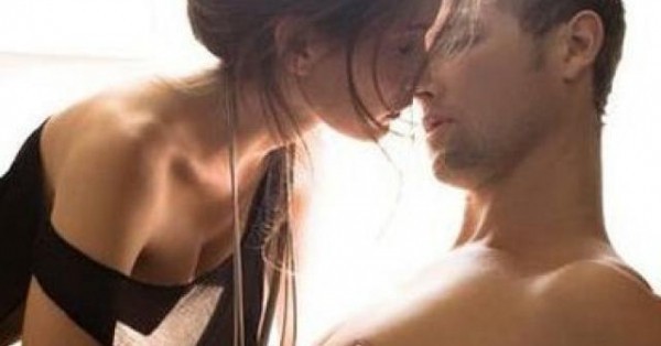 Ch&aacute;n chồng kh&ugrave; khờ, hiền như đất, t&ocirc;i ng&atilde; v&agrave;o tay t&igrave;nh cũ trong bữa tiệc cuối năm