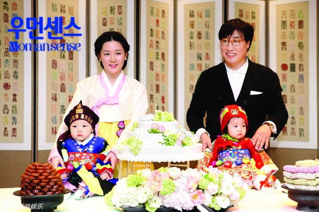 Sau 9 năm kết hôn, Lee Young Ae bất ngờ tiết lộ địa vị khủng của chồng doanh nhân Mỹ gốc Hàn