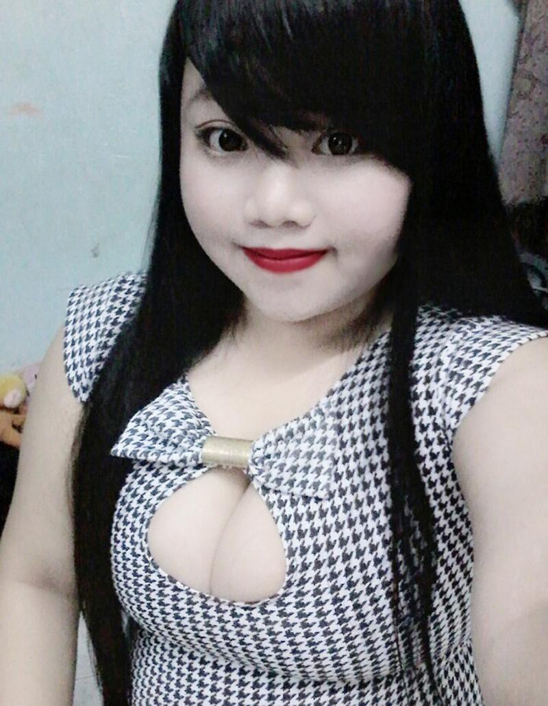 Có Vòng 1 Khủng Nhất Việt Nam, Các Cô Gái Này Khốn Khổ Tìm Cách Mặc Đẹp