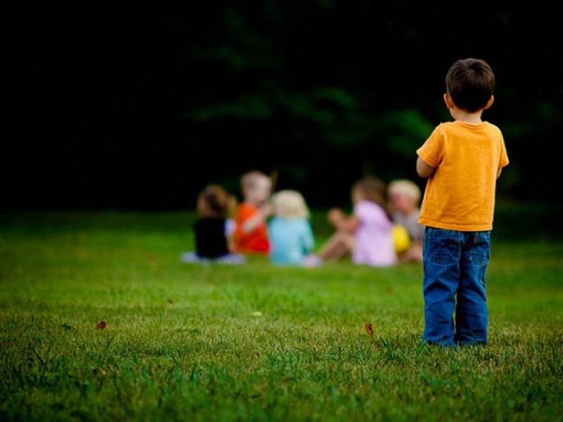 Trẻ bắt nạt và bị bắt nạt - thấy gì từ giáo dục gia đình? (2): Không phải bỗng dưng trẻ bị bắt nạt...