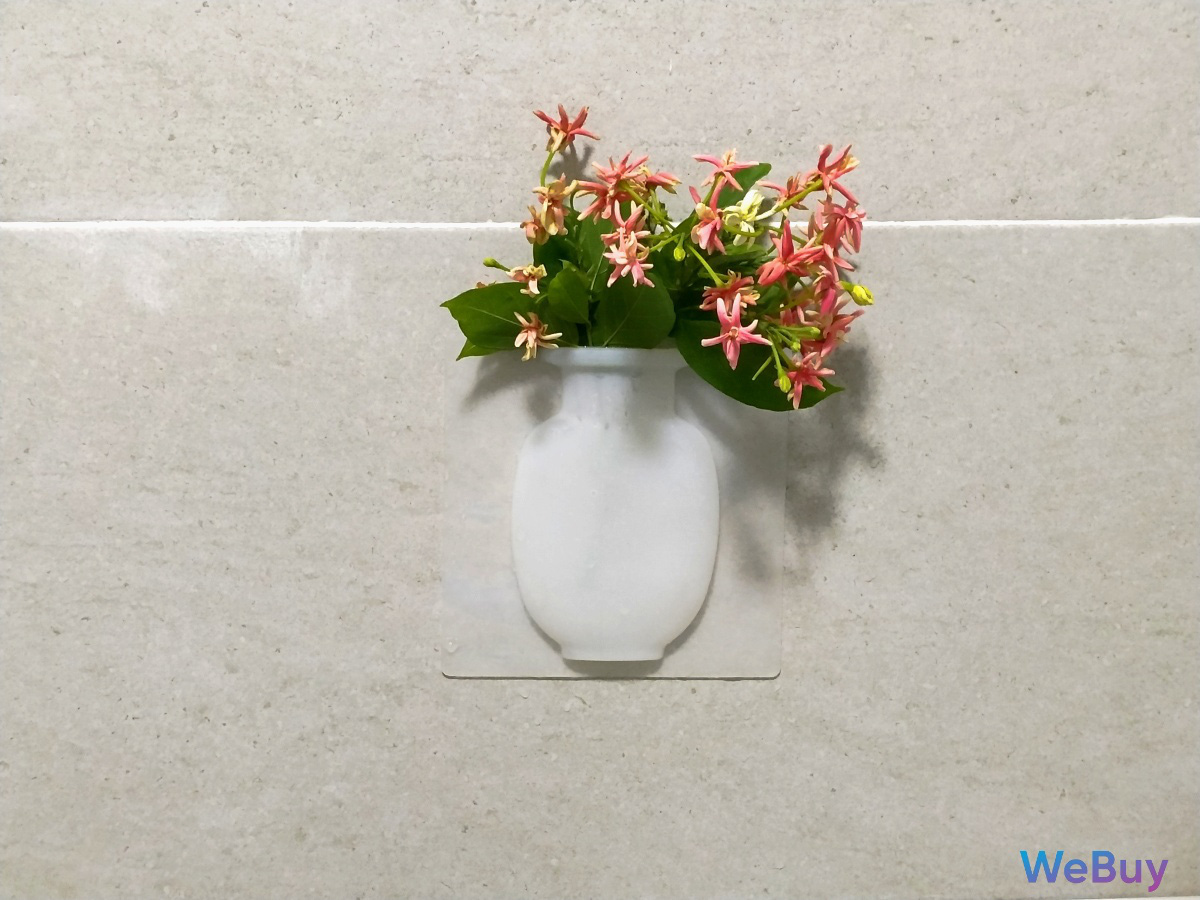Review nhanh lọ hoa dán tường trang trí ngày Tết: Giá rẻ, nhỏ xinh, nhưng hiệu quả thì “dở khóc dở cười” - Ảnh 15.