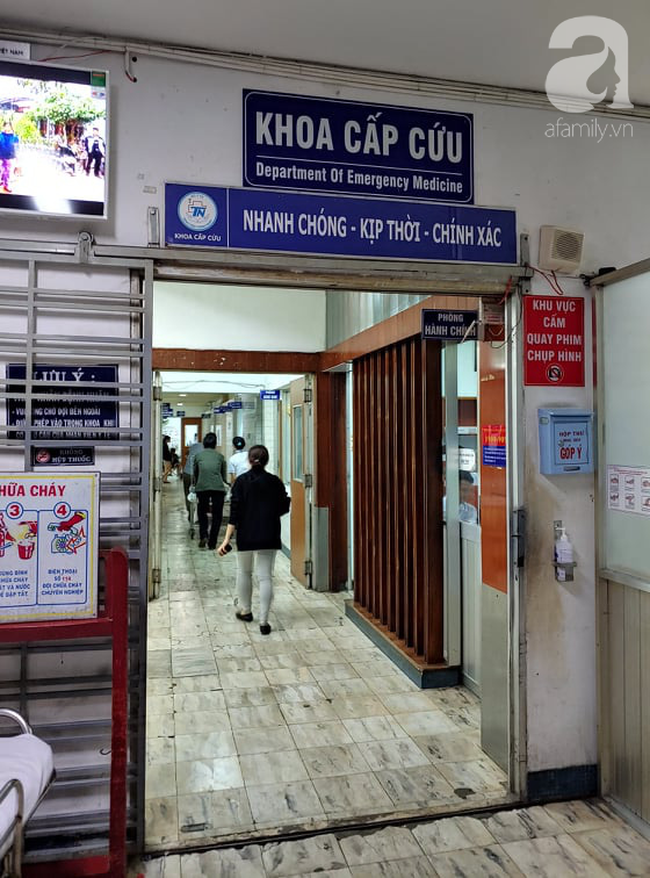 Cãi nhau vì chồng nhậu nhẹt say xỉn, người phụ nữ bị chồng dùng chai bia đâm thủng bụng