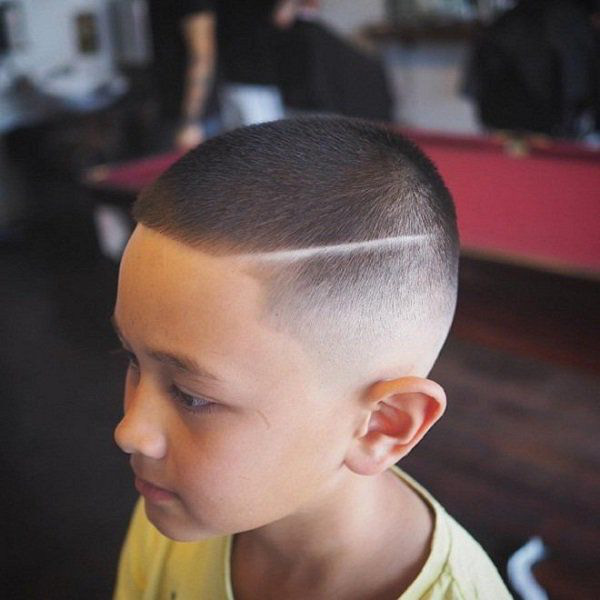 Cách cắt tóc tại nhà cho bé trai bằng kéo và tông đơ, vài phút là đẹp như soái ca  - Ảnh 16.