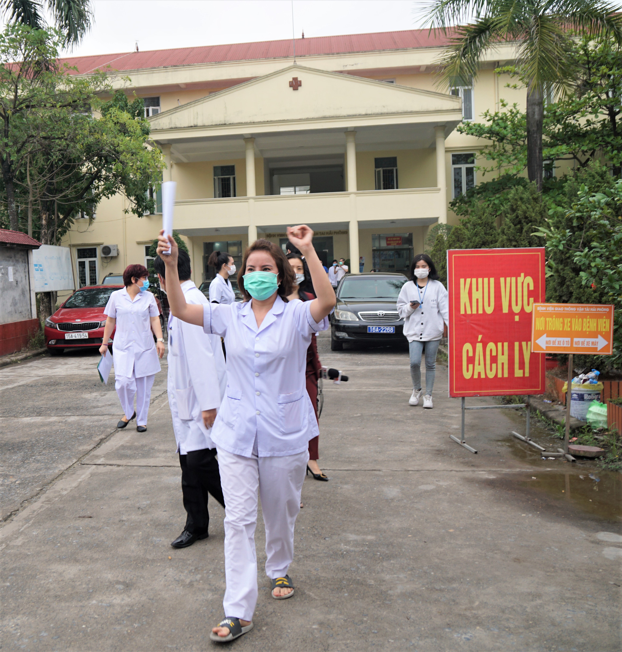 Hải Phòng gỡ bỏ phong tỏa Bệnh viện Giao thông Vận tải Hải Phòng và 2 điểm dân cư - Ảnh 9.