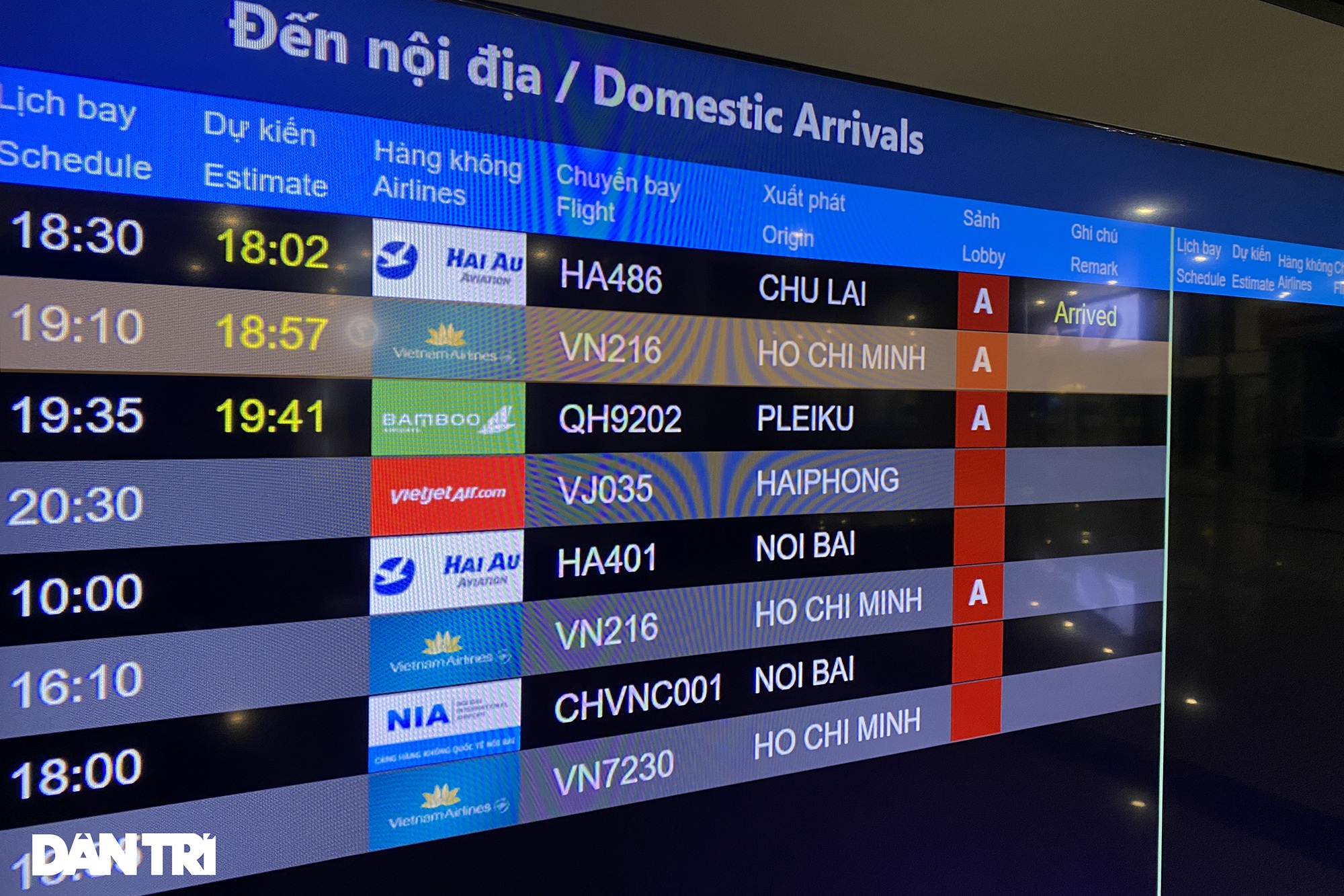 Hành khách vui mừng, hủy đặt phòng cách ly sau chuyến bay TPHCM về Hà Nội - Ảnh 2.
