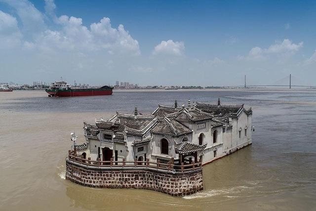 Bí ẩn ngôi chùa đứng vững giữa dòng sông dài nhất Trung Quốc, bất chấp đại hồng thủy suốt 700 năm - Ảnh 5.