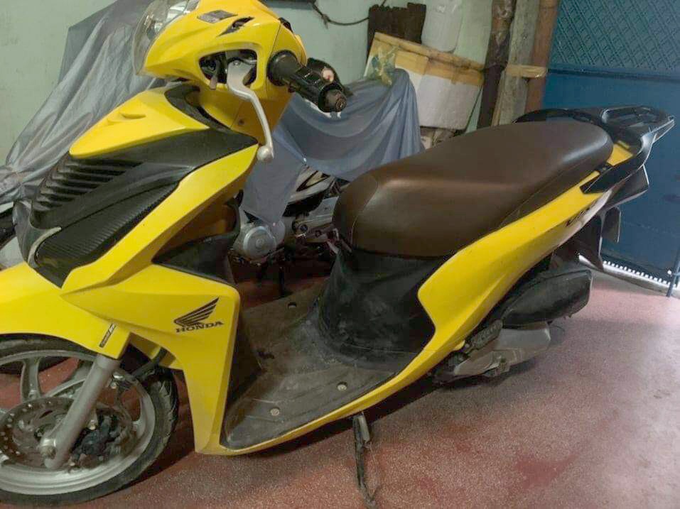 Cặp vợ chồng ở TPHCM bị cướp xe máy sau khi rao bán trên mạng xã hội - Ảnh 1.