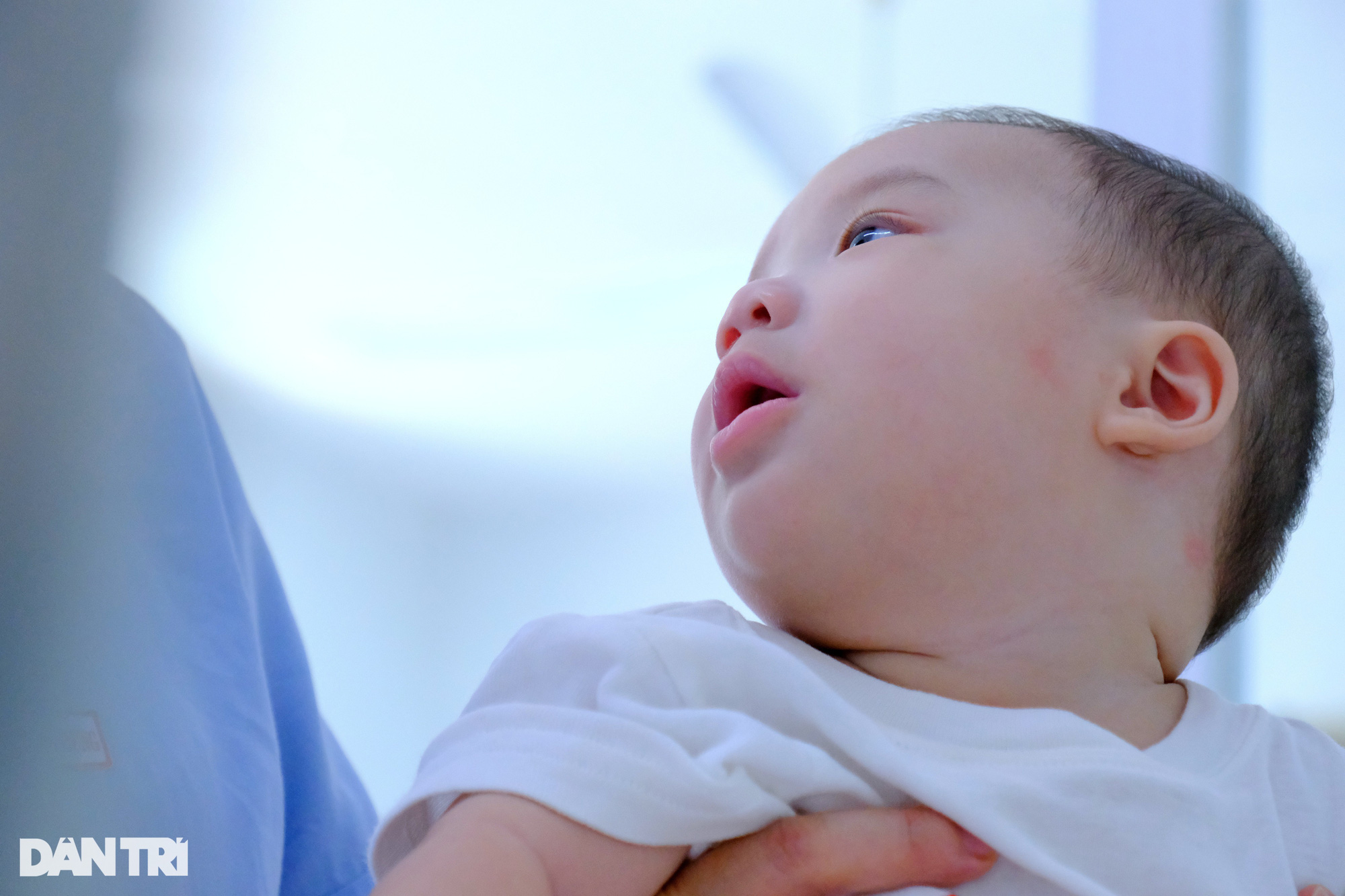 Chuyện về những trẻ sơ sinh bị cha mẹ bỏ rơi sau đại dịch Covid-19 ở TPHCM - Ảnh 3.