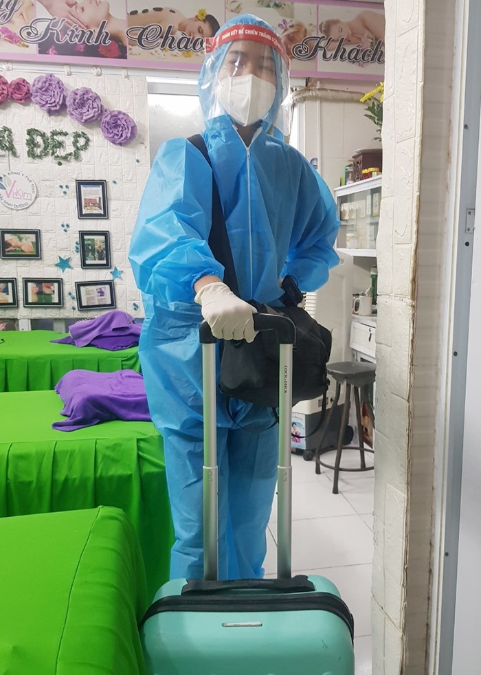 Cuộc gọi thót tim ở ngõ có nghìn người phải rời nhà trong đêm - Ảnh 3.