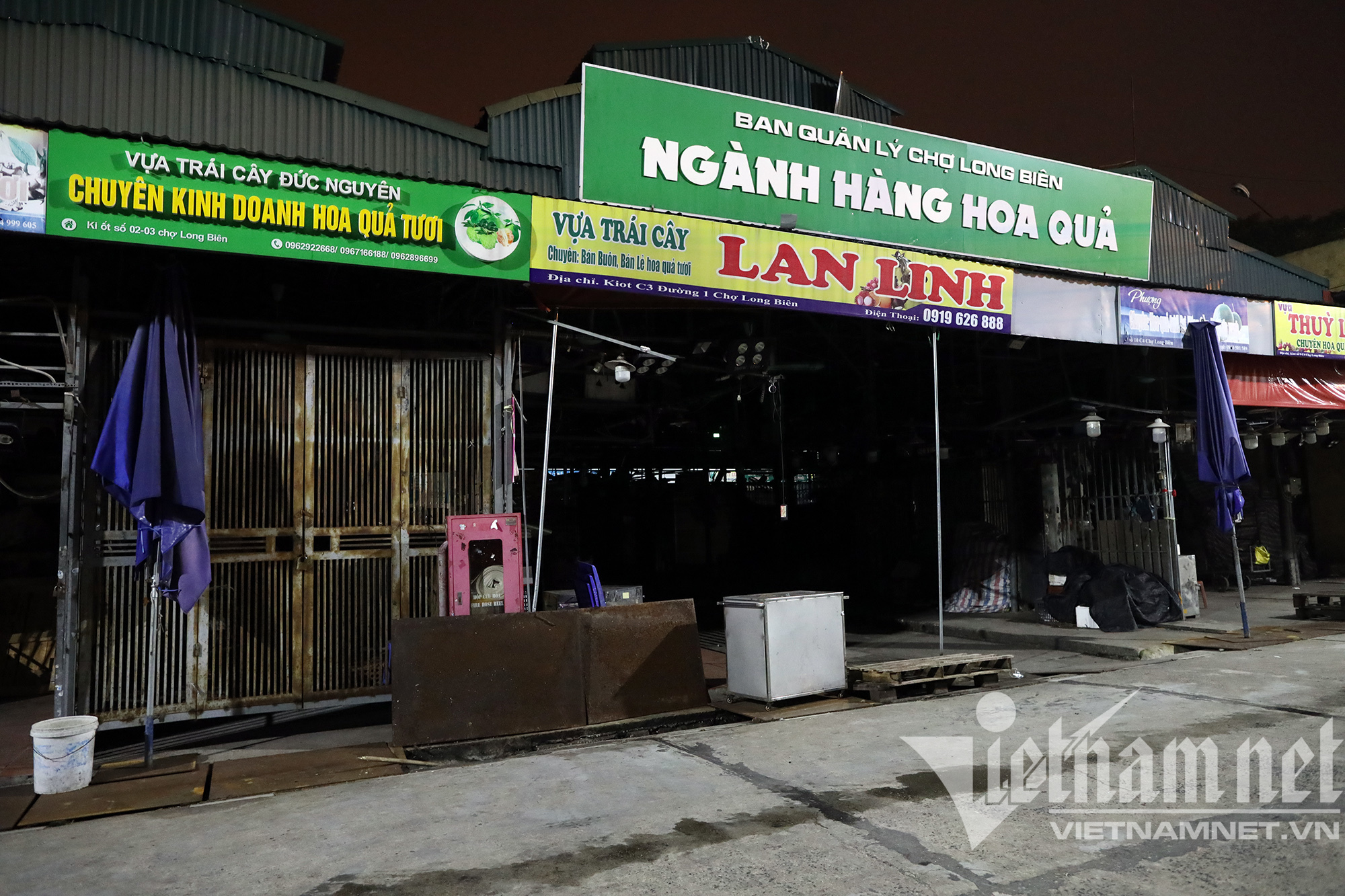 Chợ đầu mối nổi tiếng nhất Hà Nội mở lại sau hai tháng đóng cửa - Ảnh 14.