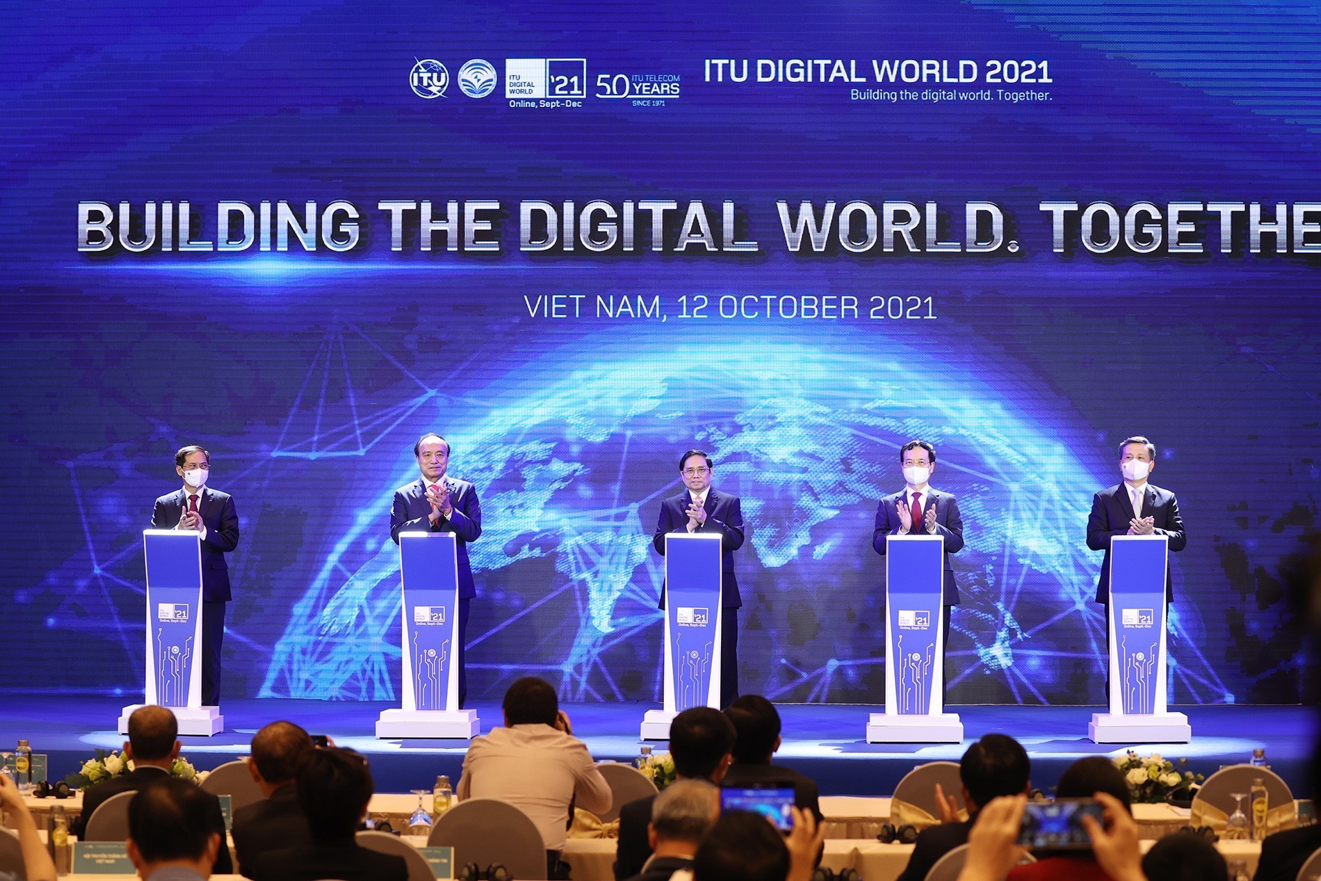 Việt Nam có tiềm năng dẫn đầu về chuyển đổi kỹ thuật số - Ảnh 2.